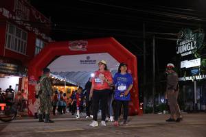 BIB: 4155, 773
                            <button type="button" onclick="openModal(26263924)" class="btn btn-primary btn-sm float-right btn-popup" data-toggle="modal" data-target=".modal-high-quality">
                        <i class="fas fa-shopping-cart"></i> Add to Cart
                    </button>
                                            <button type="button" onclick="isThisMe(26263924, true)" class="btn btn-success btn-sm float-right btn-popup btn-isme hidden" data-toggle="tooltip" data-placement="bottom" title="นี่คือรูปของคุณใช่ไหม คลิกที่นี่เพื่อเอาเข้าอัลบั้ม">
                        <i class="fas fa-plus"></i> Add to album
                    </button>
                    <button type="button" onclick="isThisMe(26263924, false)" class="btn btn-warning btn-sm float-right btn-popup btn-isnotme hidden">
                        <i class="fas fa-ban"></i> Remove from album
                    </button>